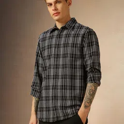 Dennis Lingo Men Comfort Spread Collar Tartan Checked Cotton Casual Shirt image 2