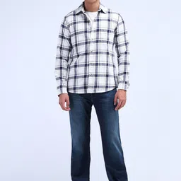 Flying Machine Men Classic Heavy Fade Stretchable Jeans image 5