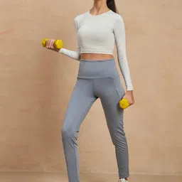 COLOR CAPITAL Women Pack of 4 Skin Fit Antimicrobial Sports Tights image 3