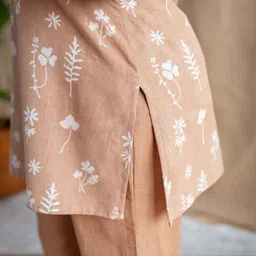 THE INDIAN ETHNIC CO Floral Print Cotton Top image 5