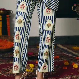 Muvazo StriBloom Women Striped Printed Relaxed Straight Fit Mid-Rise Linen Trousers-image-9