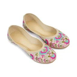 Anouk Women Embroidered Mojaris Flats image 4