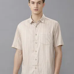 Voi Jeans Men Opaque Printed Casual Shirt-image-96