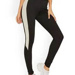 DALUCI Colourblocked Slim-Fit Rapid-Dry Tights-image-22