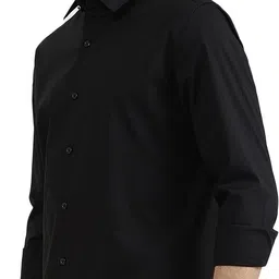 united colors of benetton Men Slim Fit Solid Slim Collar Casual Shirt image 3