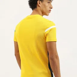 United Colors of Benetton Men Colourblocked Pure Cotton Pockets T-shirt image 2