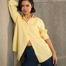 sassafras Women Oversized Fit Printed Spread Collar Casual Shirt image 2