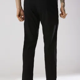 TCI Men Relaxed Trousers image 4