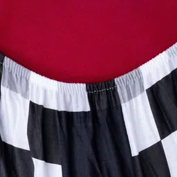 Threadwear White Geometric Printed Cotton 350 TC Fitted Queen Bedsheet Set-2.75m x 2.35m image 3