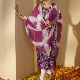 BANDIA Women Bandhani Printed Regular Gotta Patti Pure Cotton Kurta with Trousers & With Dupatta image 4
