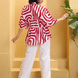 Pink Paprika by SASSAFRAS Abstract Printed Shirt Collar Shirt With Trousers image 3