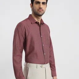 Park Avenue Men Classic Checked Casual Shirt image 3