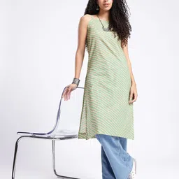 fusion by glitchez Geometric Printed Shoulder Straps Tie-Up Detail Straight Kurta image 2