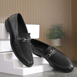 INVICTUS Men Textured Formal Loafers-picture-41