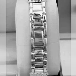 Miss Perfect Unisex Dial & Bracelet Style Straps Analogue Watch Anki126 image 3