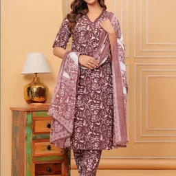 LE Women Printed Pure Cotton Kurti with Harem Pants image 3