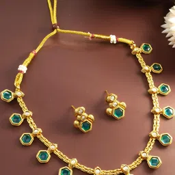 Anouk Gold-Plated Kundan-Studded Jewellery Set-picture-17