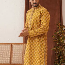 Jompers Men Geometric Embroidered Sequinned Kurta image 4