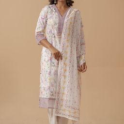 House of Pataudi Floral Printed V-Neck Linen Straight Kurta With Trousers & Dupatta-picture-11
