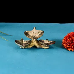 Vedansh Craft Gold Toned Textured Eco Friendly 3 Leaf Petal Diyas image 3