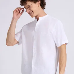 Espanshe Zabriel Vertical Striped Short Sleeves Regular Fit Cotton Shirt image 3