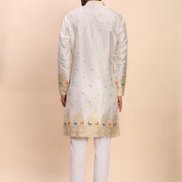 Pro-Ethic STYLE DEVELOPER Men Floral Embroidered Cotton Kurta with Trousers image 2
