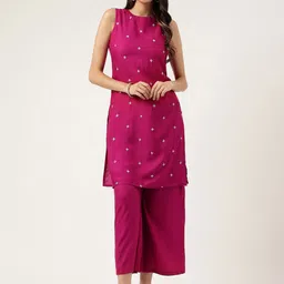 HERE&NOW Women Floral Embroidered Sleeveless Straight Kurta with Trousers-image-39