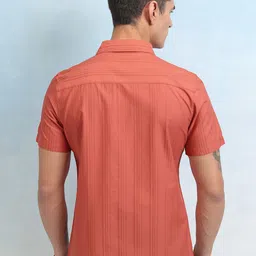 HIGHLANDER Men Cutaway Collar Striped Cotton Casual Shirt image 5