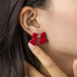 Estailo fashion Bow Shaped Studs image 5