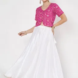 studio rasa Women Floral Printed Button Down Saree Blouse image 3