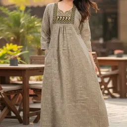 MAYA PRINT Checked Maxi Nightdress-picture-31