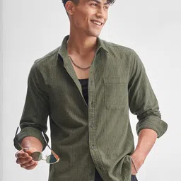 HIGHLANDER Slim Fit Textured Cutaway Collar Cotton Casual Shirt-image-53