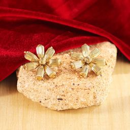 KPOP Contemporary Studs Earrings-picture-5