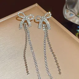 FIMBUL Silver-Plated Rhinestone Studded Contemporary Drop Earrings-picture-15