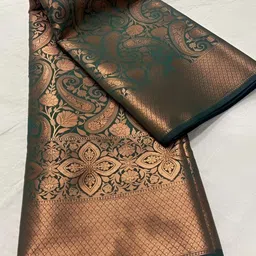 VASTRAHUT Paisley Zari Handloom Banarasi Saree image 4