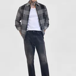 Snitch Men Wide Leg Low Distress Light Fade Jeans image 3