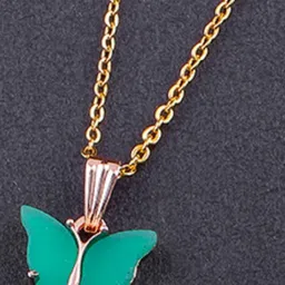 dressberry Elegant Gold-Plated Chain with Butterfly Pendant image 3