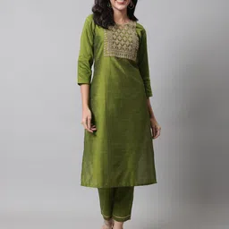 vredevogel Women Silk Blend Kurta Pant Set image 5