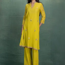 Kahani Lush Printed Notch Neck Pure Cotton Tunic With Trousers-picture-40
