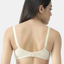 Lady Lyka Bra Full Coverage image 3