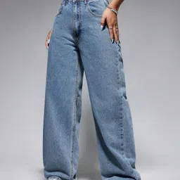 flowfit Women Loose Fit High Rise Light Blue Jeans image 3