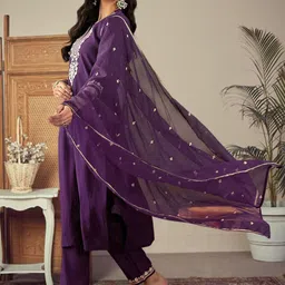 Sangria Embroidered Straight Kurta With Trousers & Dupatta Sets image 4