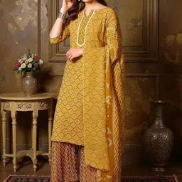 SZN Women Printed Regular Kurta with Palazzos & With Dupatta image 2