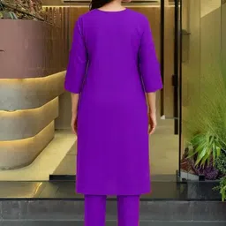 CARTYSHOP Women Floral Printed Regular Chanderi Cotton Kurta with Trousers & With Dupatta image 3