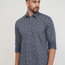 Parx Abstract Printed Spread Collar Pure Cotton Slim Fit Shirt-picture-25