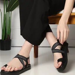 Inc 5 Women Textured One Toe Flats-picture-29