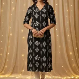 AAYUMI Women Floral Printed Sequinned Kurta-picture-32