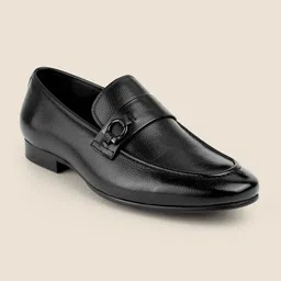 Metro Men Solid Round Toe Leather Formal Slip-On Shoes image 3