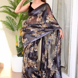 Sitanjali Floral Pure Georgette Saree image 4