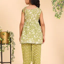 cutiekins Girls Floral Printed Kurta with Dhoti Pant image 4
